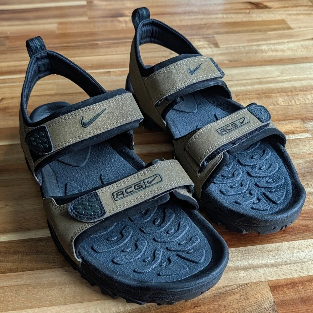 Vintage Nike ACG Air Deschutz Sandals Men's Size 10 Brown Black Blue